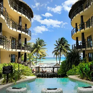 מלון El Taj Oceanfront And Beachside, פלאייה דל כרמן