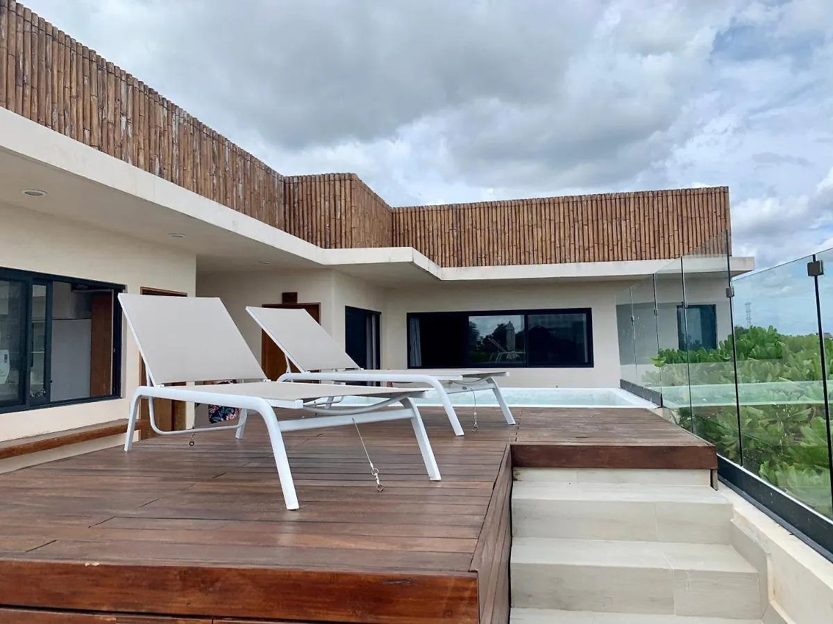 Hotel Polo 15 Suites Playa del Carmen