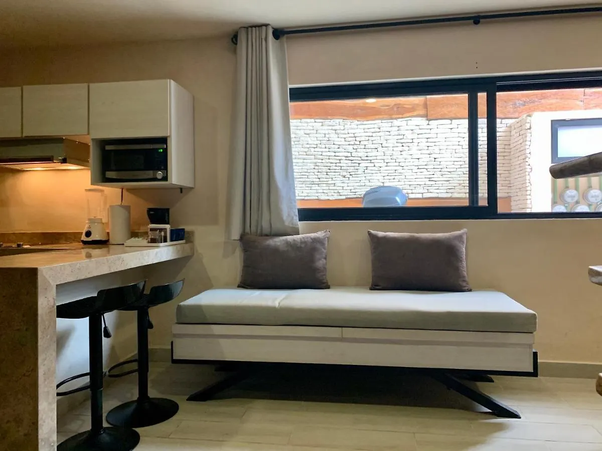 Hotel Polo 15 Suites Playa del Carmen